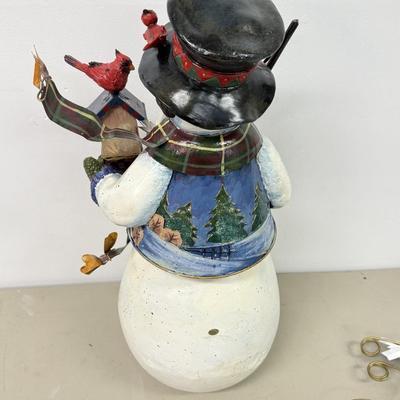LOT 82: New- Christmas Decor: Metal Wall Hanging & Snowman Decor