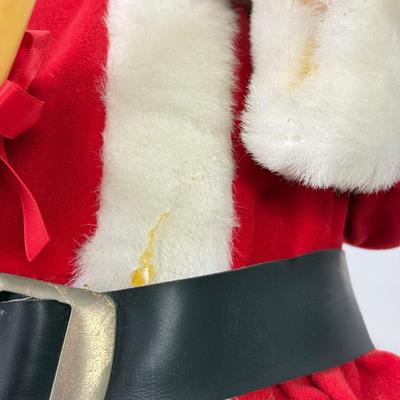 LOT 83; National Pennco Animated Santa & Mrs. Claus