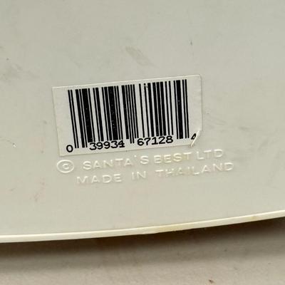 LOT 83; National Pennco Animated Santa & Mrs. Claus