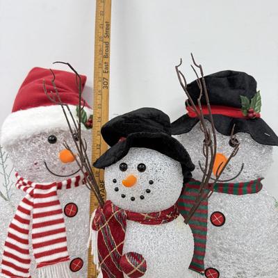 LOT 85: Fiber Optic Snowmen