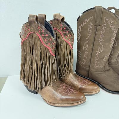 LOT 87: Women's Size 8 Cowboy Boots: Smoky Mountain & Old West