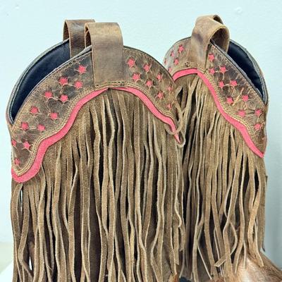 LOT 87: Women's Size 8 Cowboy Boots: Smoky Mountain & Old West