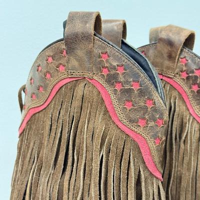 LOT 87: Women's Size 8 Cowboy Boots: Smoky Mountain & Old West