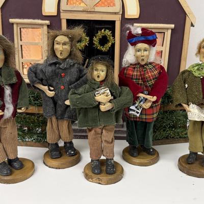 LOT 92: Vintage Handmade Carolers w/ Wood Lit Housefront