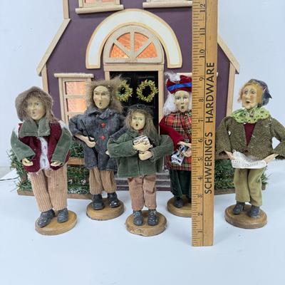 LOT 92: Vintage Handmade Carolers w/ Wood Lit Housefront