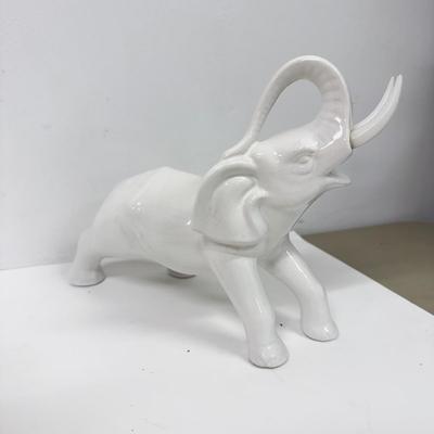 LOT 93: Elephant Collection: Loucarte Portugal, Function Art & More