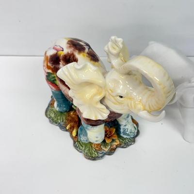 LOT 93: Elephant Collection: Loucarte Portugal, Function Art & More