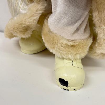 LOT 101: Trio of Decorative Santas