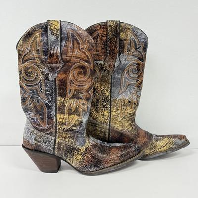 LOT 103: Women’s Size 8 Durango Cowboy Boots