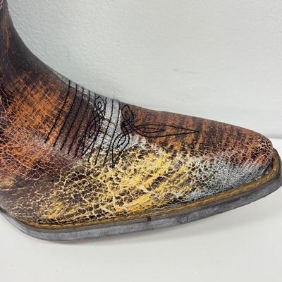 LOT 103: Women’s Size 8 Durango Cowboy Boots