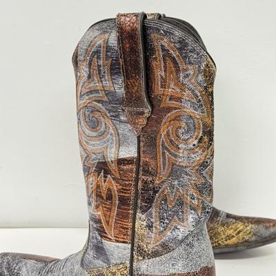 LOT 103: Women’s Size 8 Durango Cowboy Boots