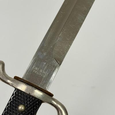 LOT 104: Carl Henkel Bielefeld Knife w Sheath