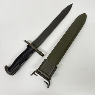 LOT 105: US Military Bayonet