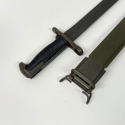 LOT 105: US Military Bayonet