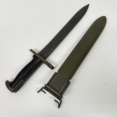 LOT 105: US Military Bayonet