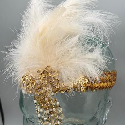 LOT 106: Goldtone Whiting & Davis Mesh Bag, 1920s style Headband & Ladies Gloves