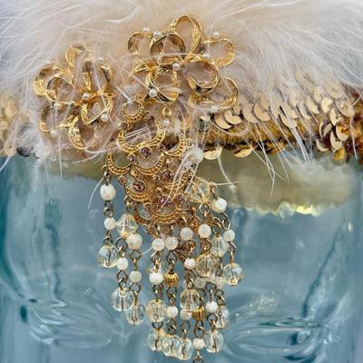 LOT 106: Goldtone Whiting & Davis Mesh Bag, 1920s style Headband & Ladies Gloves