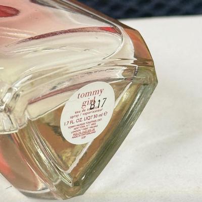 LOT 110: Tommy Hilfiger Tote Bag & Perfume