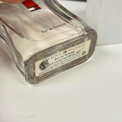 LOT 110: Tommy Hilfiger Tote Bag & Perfume