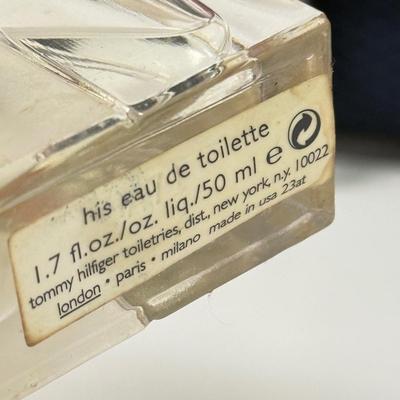 LOT 110: Tommy Hilfiger Tote Bag & Perfume