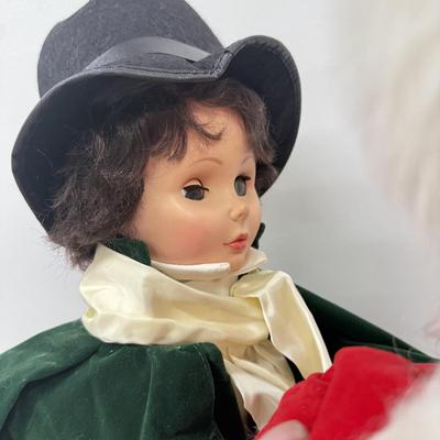 LOT 113: Hand made Motorized Doll Christmas Carolers