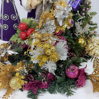 LOT 115: Purple Themed Santa & Christmas Floral Picks