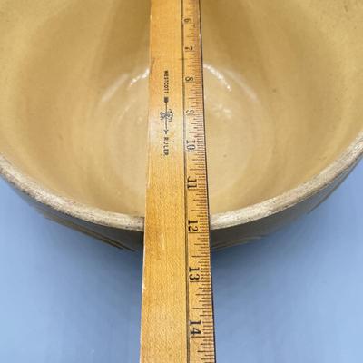LOT 116: Antique Large Primative Yellowware Brown Band Pottery Mixing Bowl