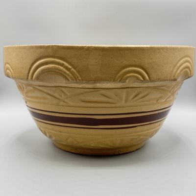 LOT 116: Antique Large Primative Yellowware Brown Band Pottery Mixing Bowl