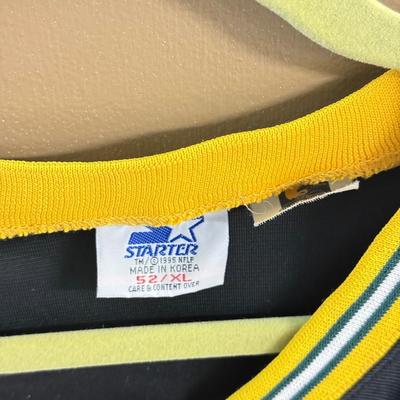 LOT 119: Size 52/XL Brett Favre Packers Jersey & 1980s Style Del Rey Beach Club Long Sleeve TShirt