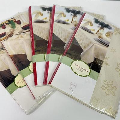 LOT 120: Five NIP Round 70” White Winter Plaid Table Cloths