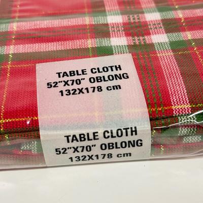 LOT 123: Four Cottage Classic Linens Oblong Tablecloths