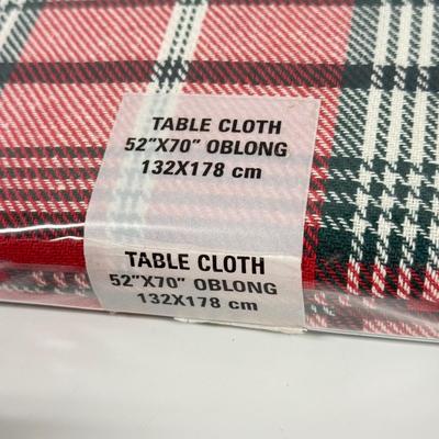 LOT 123: Four Cottage Classic Linens Oblong Tablecloths