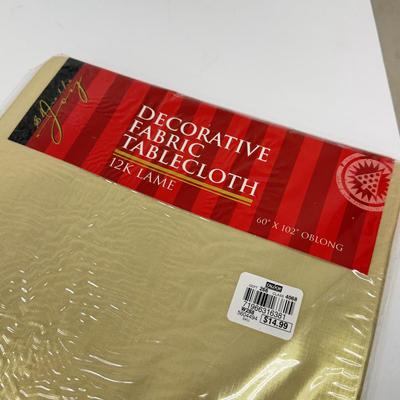 LOT 125: Gold Colored Tablecloths - some NIP