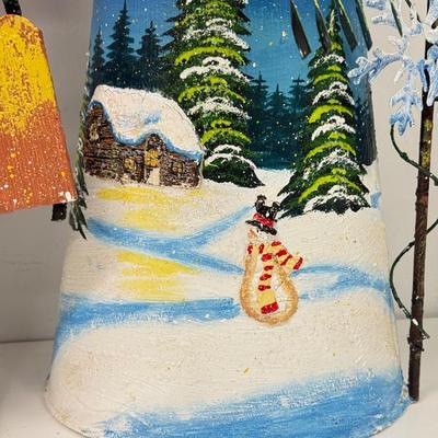 LOT 127: Metal Santa & Snowman Decor