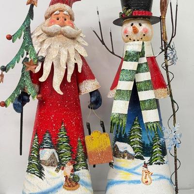 LOT 127: Metal Santa & Snowman Decor