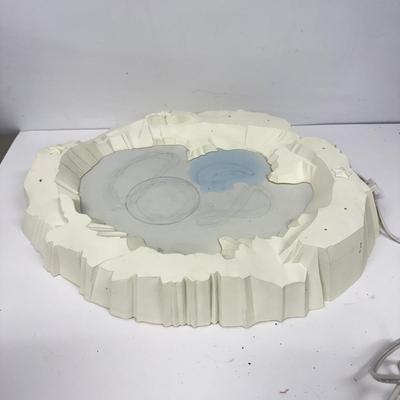 LOT 128: Department 56 Snowbabies Skating Rink