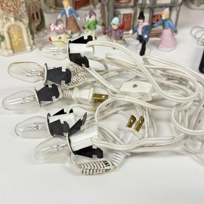 LOT 129: Ceramic Christmas Village Houses w/ Light Cords