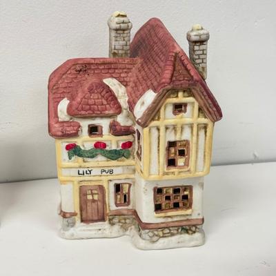 LOT 129: Ceramic Christmas Village Houses w/ Light Cords