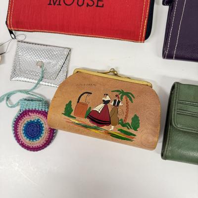 LOT 133: Collection of Wallets / Clutches