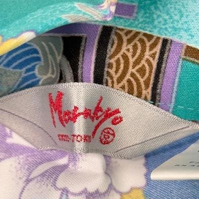 LOT 136: Blue Silk Japanese Kimonos