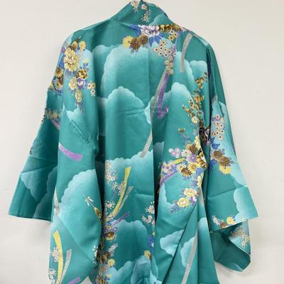 LOT 136: Blue Silk Japanese Kimonos