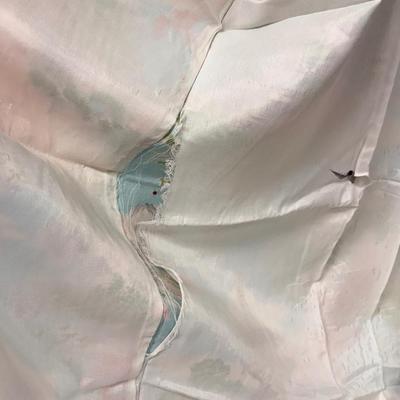 LOT 136: Blue Silk Japanese Kimonos