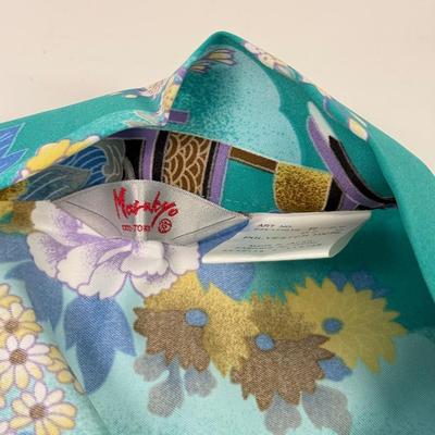 LOT 136: Blue Silk Japanese Kimonos