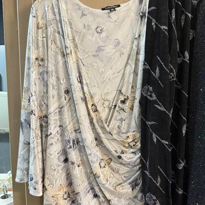 LOT 140: New- Plus size- Sparkly Women's Clothing; Ronni Nicole & More- 2 full length dresses, 1 shorter dress and 1 blouse