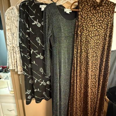 LOT 140: New- Plus size- Sparkly Women's Clothing; Ronni Nicole & More- 2 full length dresses, 1 shorter dress and 1 blouse