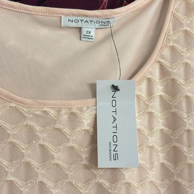 LOT 142: Women’s Tops: Some NWT