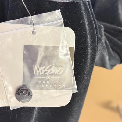 LOT 144: Women’s Tops: Ruby Rd, NWT & More