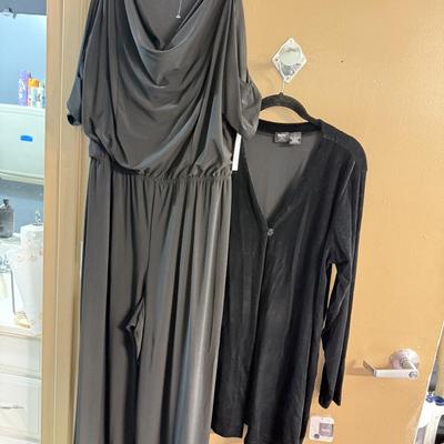 LOT 144: Women’s Tops: Ruby Rd, NWT & More