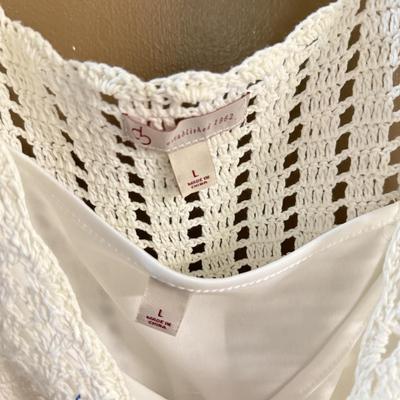 LOT 144: Women’s Tops: Ruby Rd, NWT & More