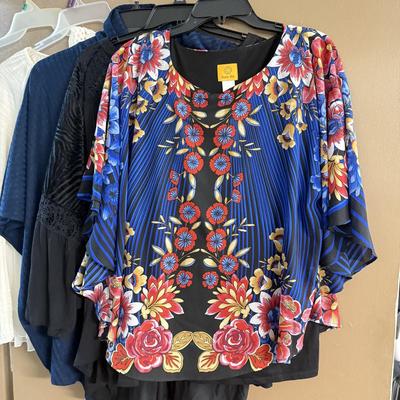 LOT 144: Women’s Tops: Ruby Rd, NWT & More
